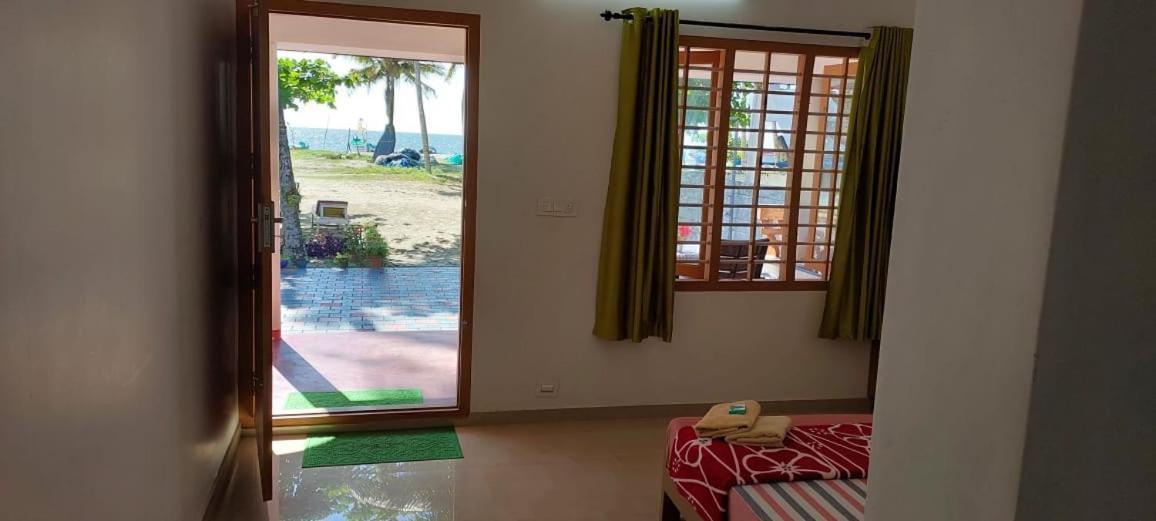 Marari Anna Beach Homestay Mararikulam Exterior foto